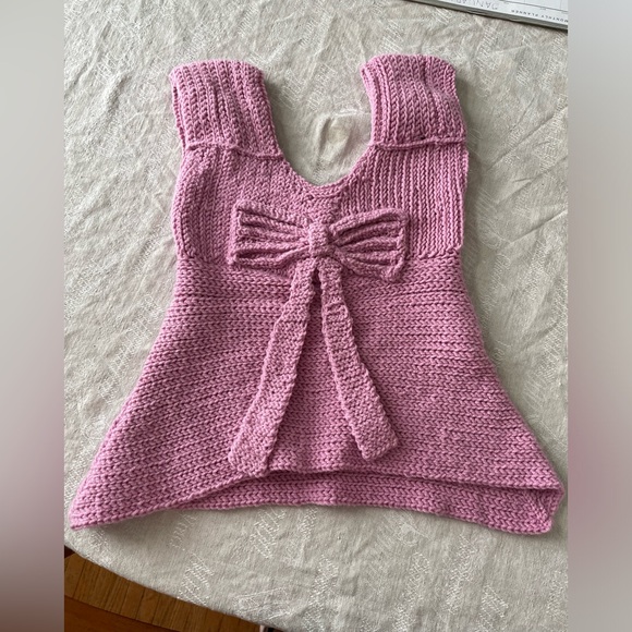 Tops - Pink Knitted Sleeveless Top/Vest with Bow